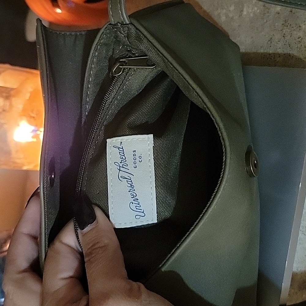 Euc Universal Thread Co. Mini Bag. - image 3